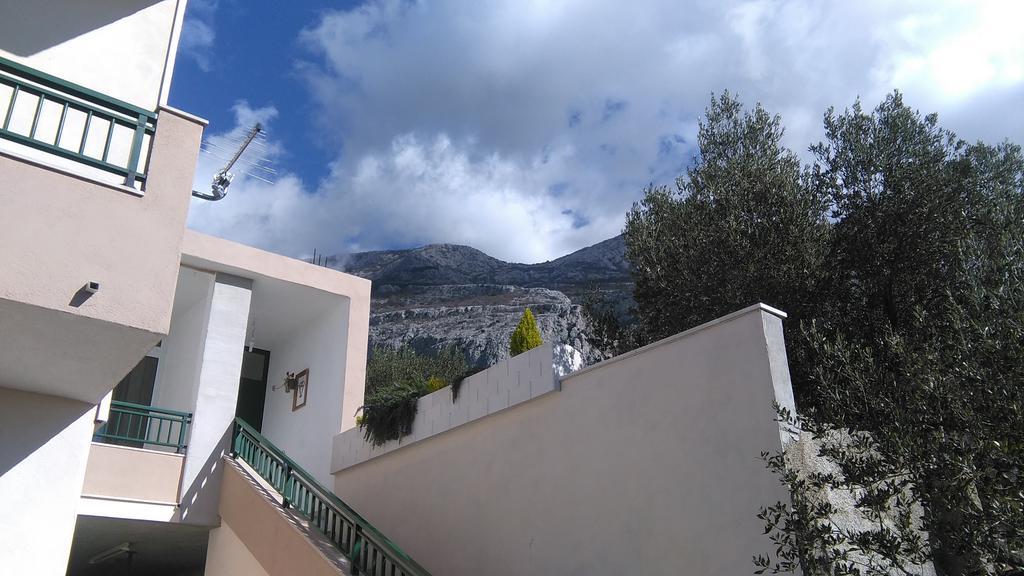 Hotel House Lipo Makarska Esterno foto
