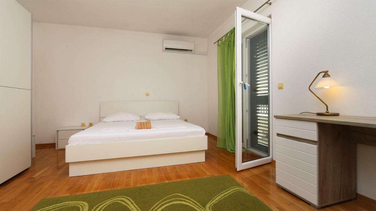 Hotel House Lipo Makarska Esterno foto